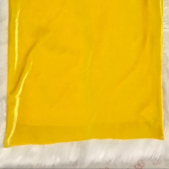 💛Just in maxi yellow velvet skirt 💛 - Picture 4 of 5